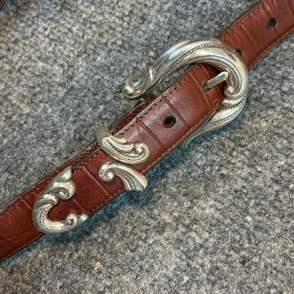 Coldwater Creek Brighton Brown Croc Leather Belt Ornate Silver Buckle 30 M 91017